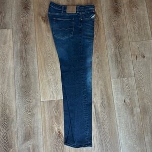 American Eagle Outfitters Men’s Slim Straight Jeans